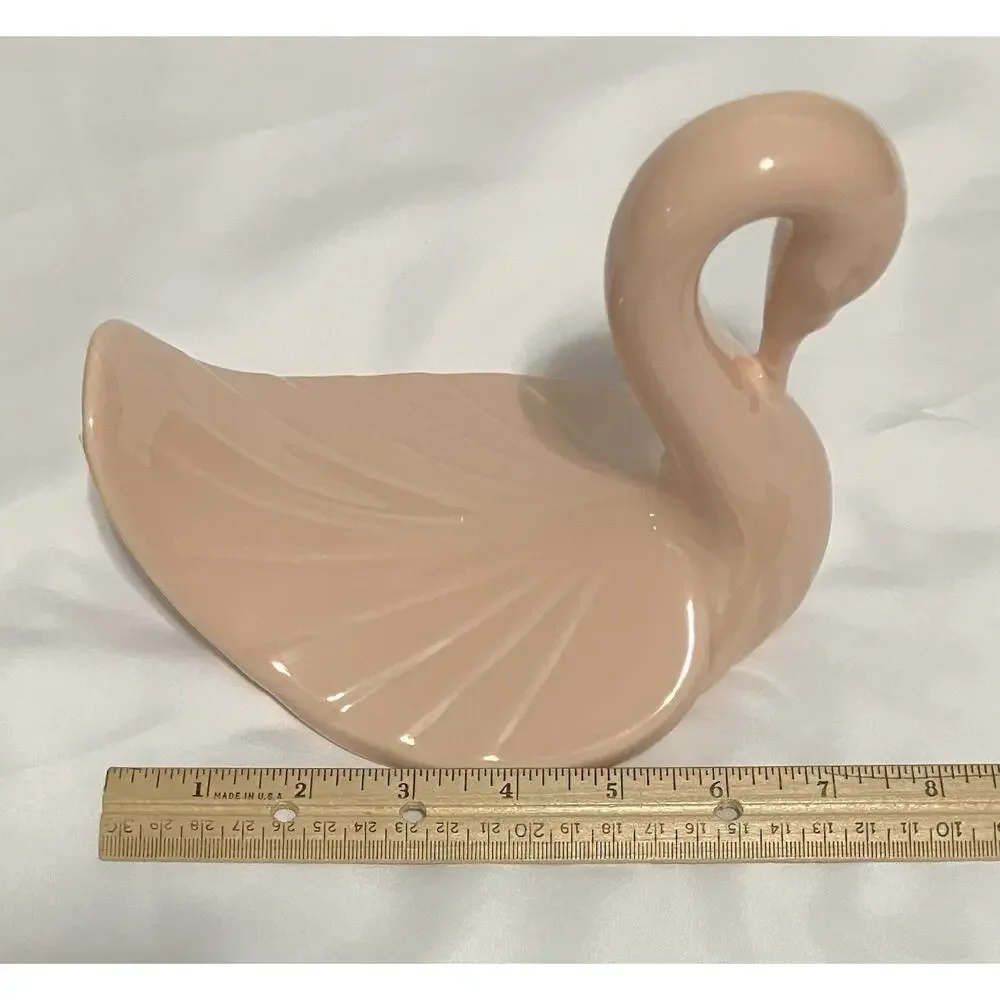 Vtg Ceramic Swan Washcloth or Hand Towel Holders Bathroom Decor Apricot Set of 2